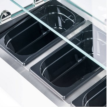 Witryna chłodnicza nastawna 7xGN 1/4 1600x335x435 mm z szybą Witryna chłodnicza nastawna 7xGN 1/4 1600x335x435 mm z szybą